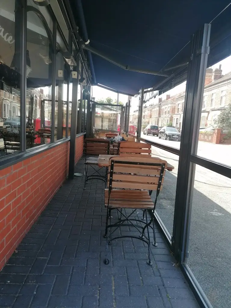 Ergun Sahillioglu_Azul Monkey_Crosby_review