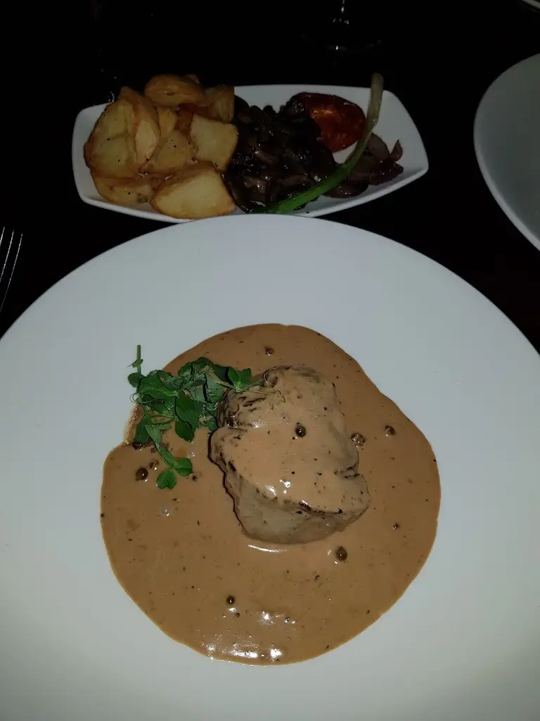 Menu_Ellingtons_Crosby_image_1