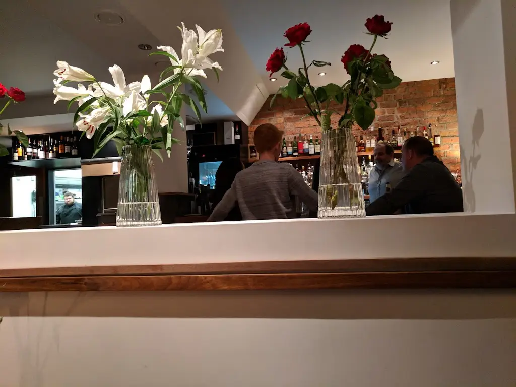 Ellingtons restaurant in Crosby