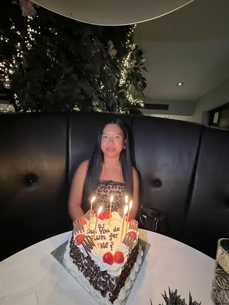 L Dacosta_The Broughton_Crewe_review