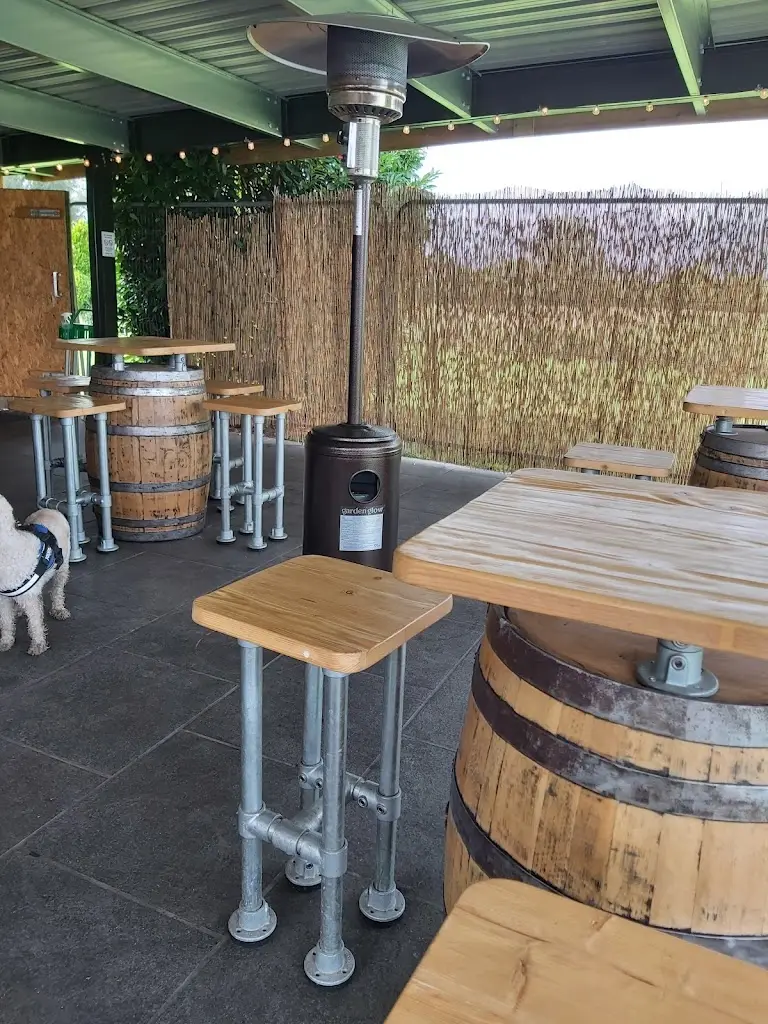 R J Brimage_The White Lion_Crewe_review