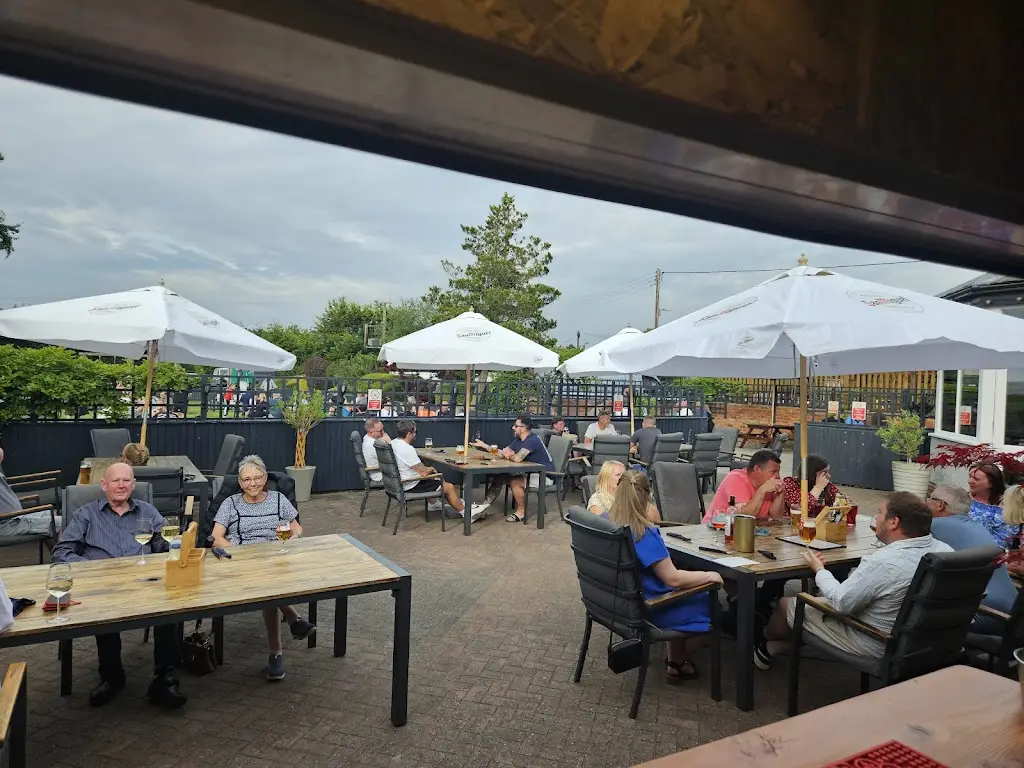 The White Lion_Crewe_slider_image_1