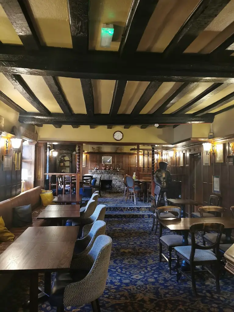 Jovita L._The Red Lion_Cringleford_review