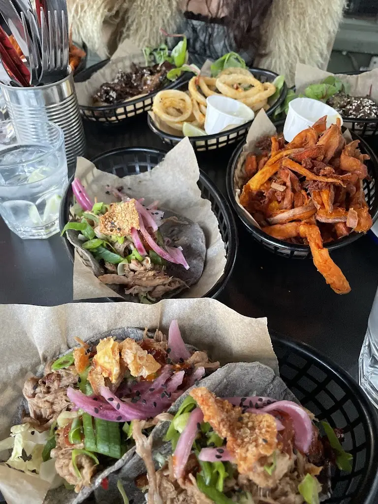 Liam Gant_Blue Joanna_Cringleford_review