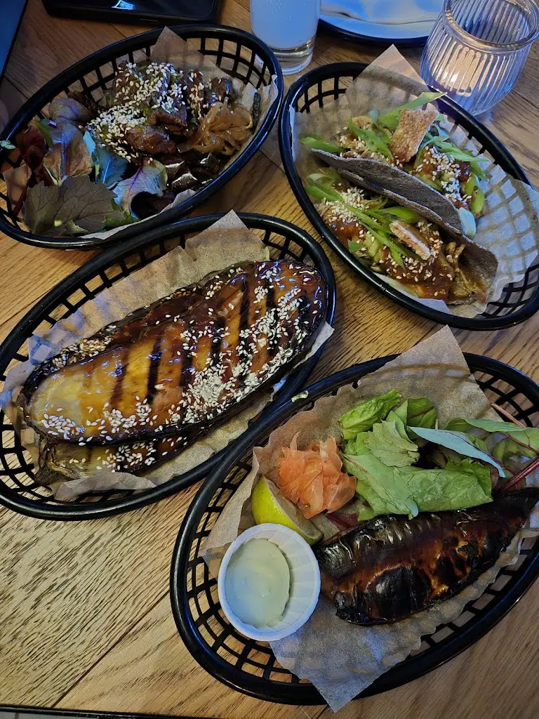 Blue Joanna_Cringleford_slider_image_3