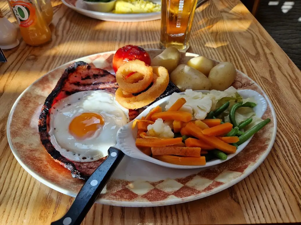 Queens Head_Cringleford_slider_image_2