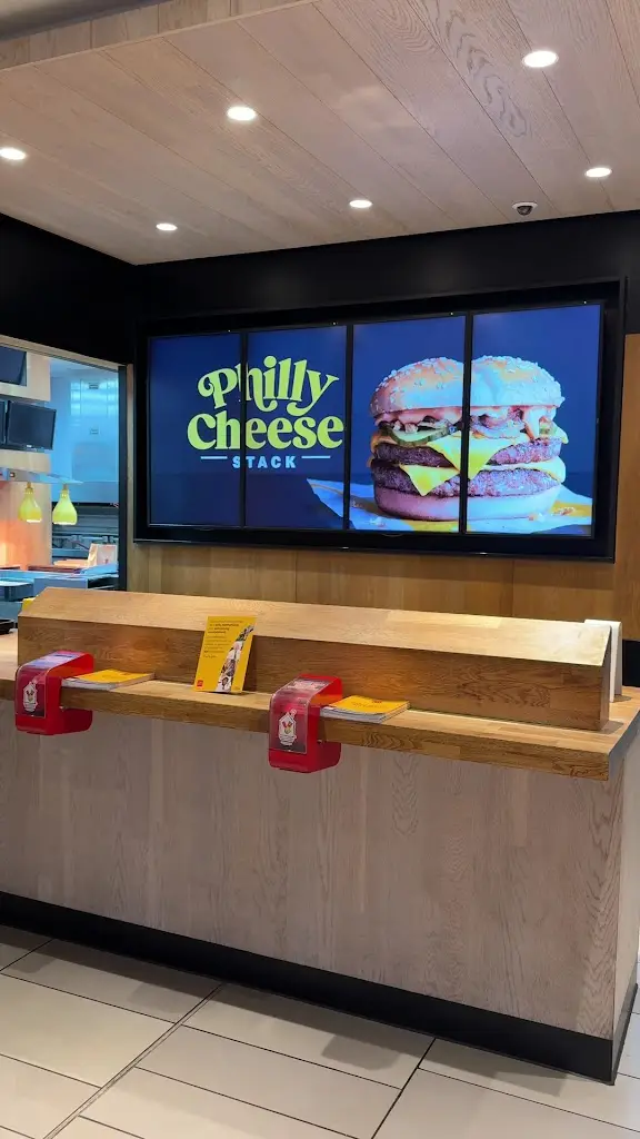 Овчаренко Оксана_McDonald's_Cringleford_review