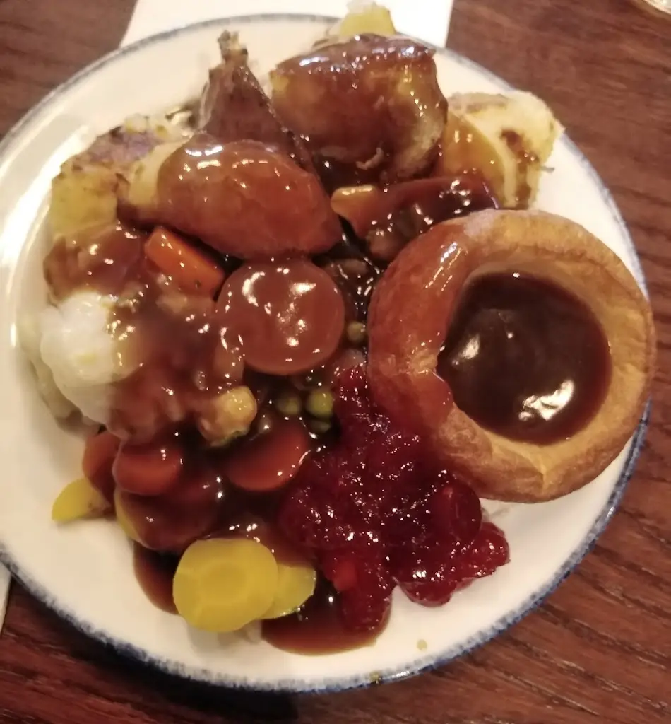 Linda Bunton_The Village Inn_Cringleford_review