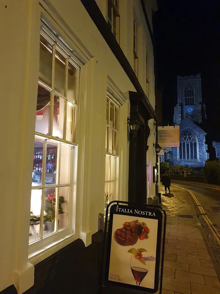 Pelican Reviews - Pierre_Italia Nostra_Cringleford_review