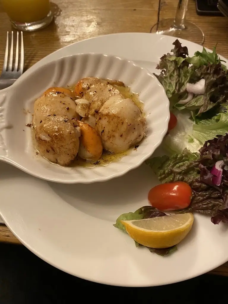 andy baker_Oscar’s Wine Bar_Crewkerne_reseña