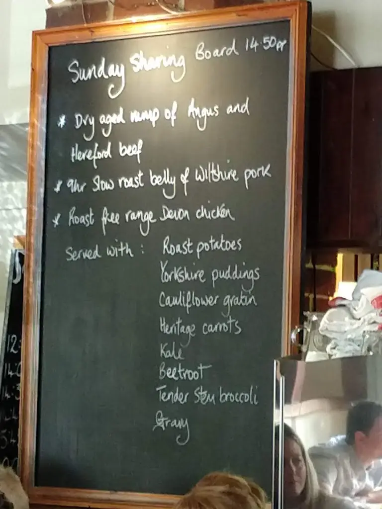 Menu_The White Horse_Crewkerne_image_1