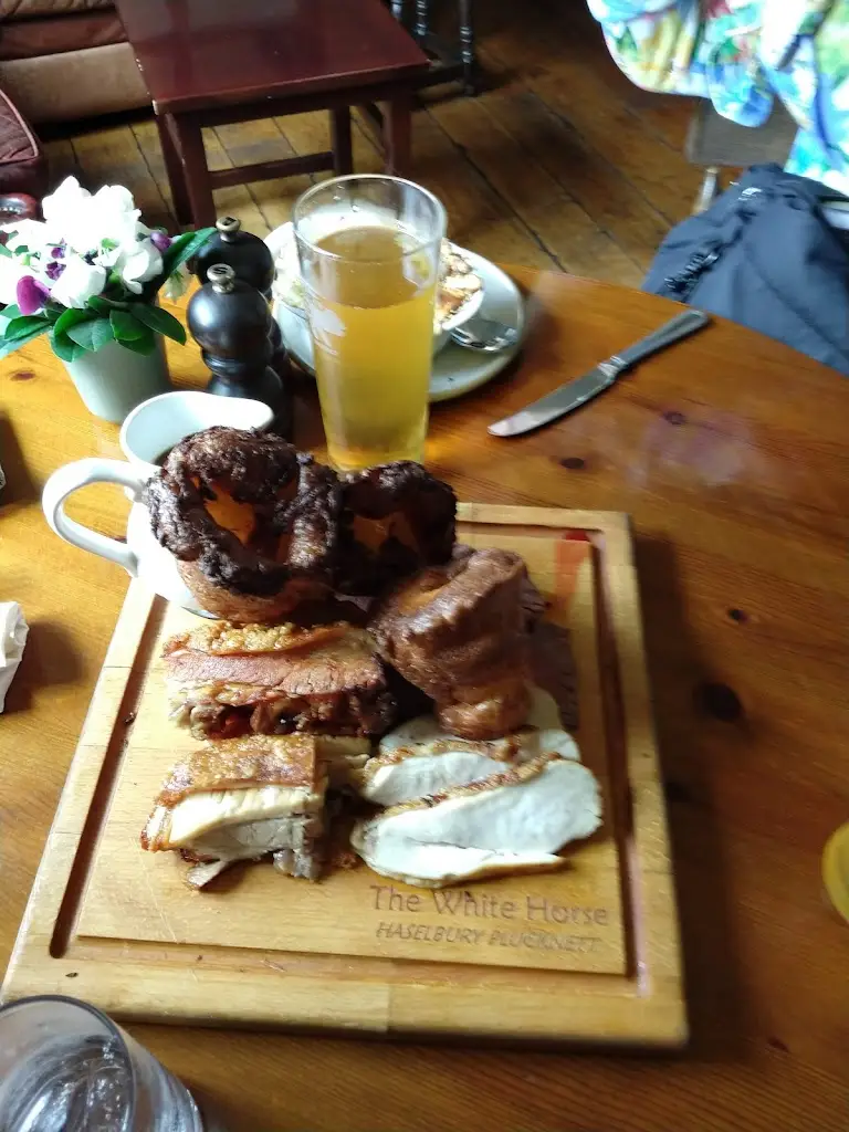 Menu_The White Horse_Crewkerne_image_5