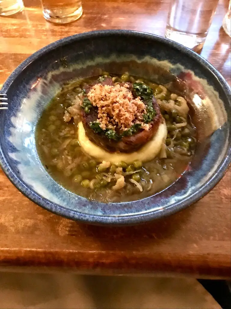 B simiyu_The White Horse_Crewkerne_review