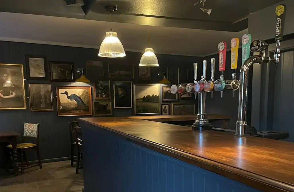 Bushel & Strike_Ashwell_slider_image_1