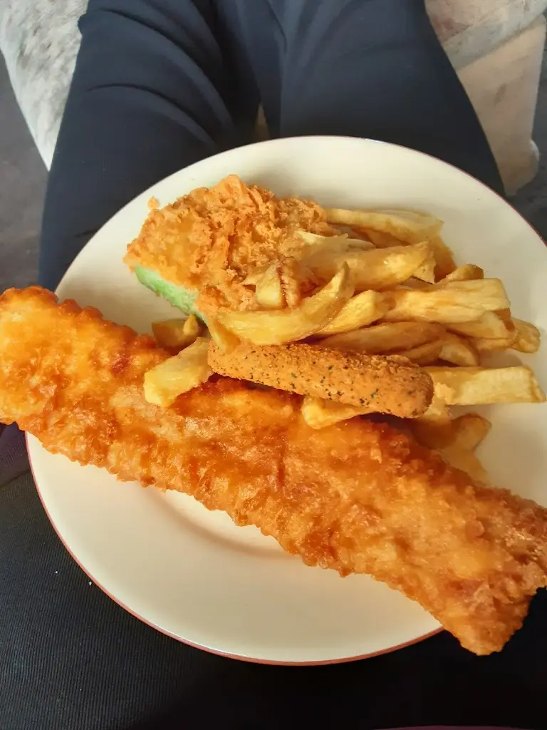 Menu_Crewkerne Fish Bar_Crewkerne_image_4