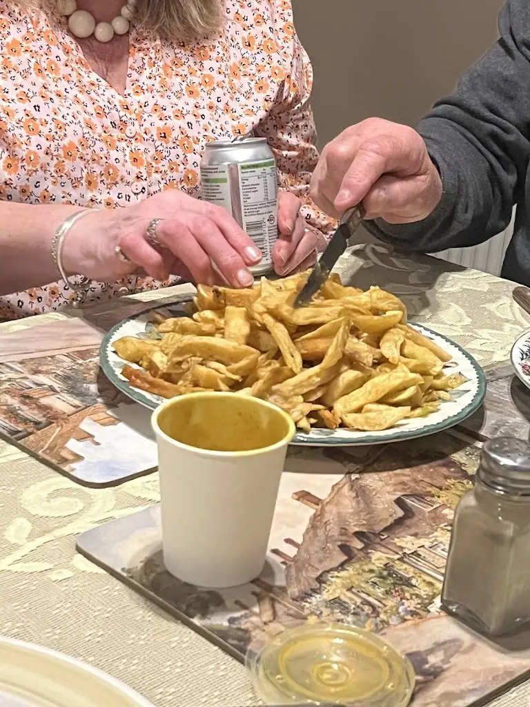 sean collett_Crewkerne Fish Bar_Crewkerne_review