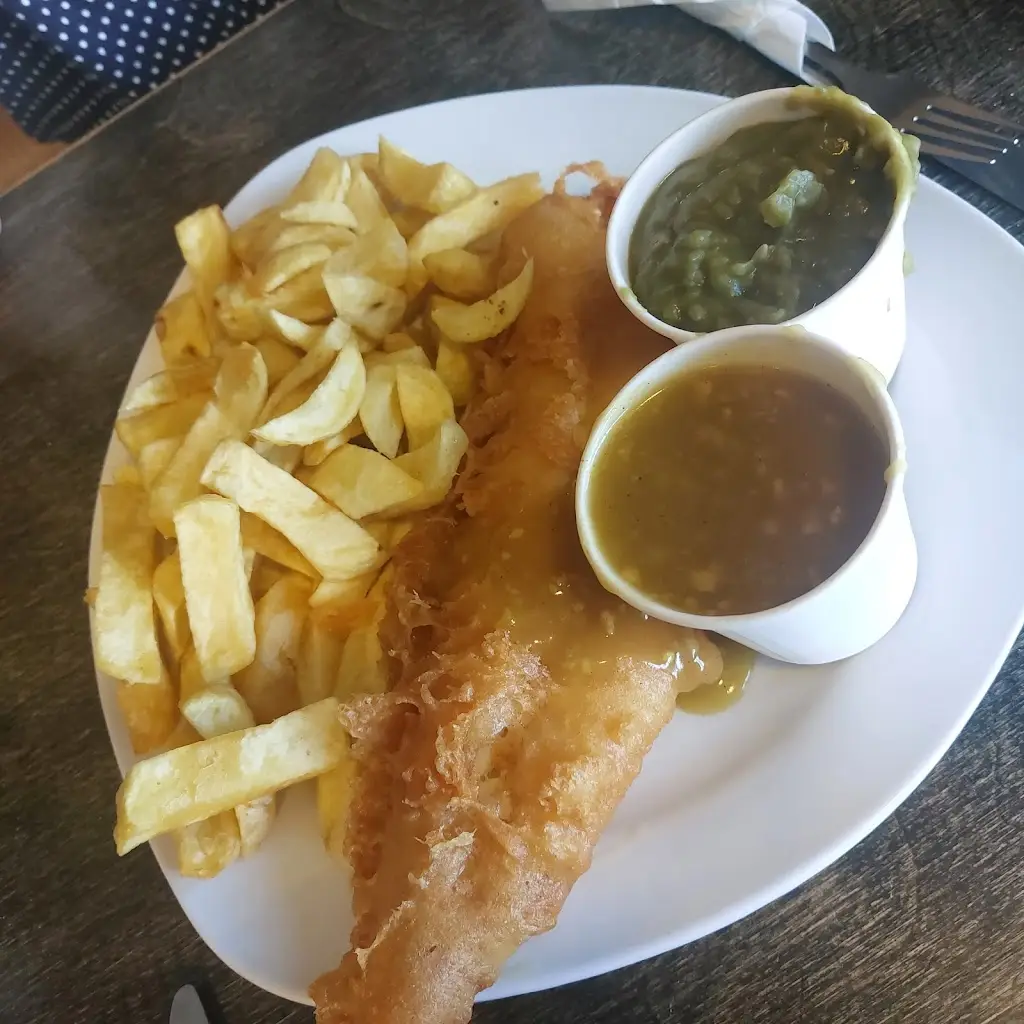 Fish & Chips_Crewkerne_slider_image_2