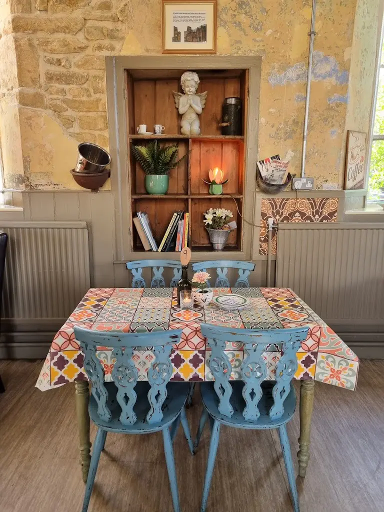 The Feed Station_Crewkerne_slider_image_1