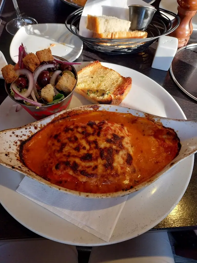 angie_22 The Square_Cross Hills_review