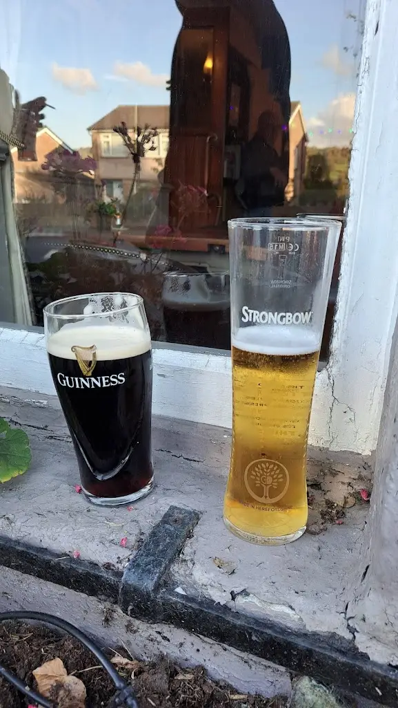 Menu_Old White Bear Public House and Restaurant_Cross Hills_image_1