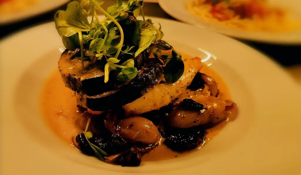 Old White Bear Public House and Restaurant_Cross Hills_slider_image_2