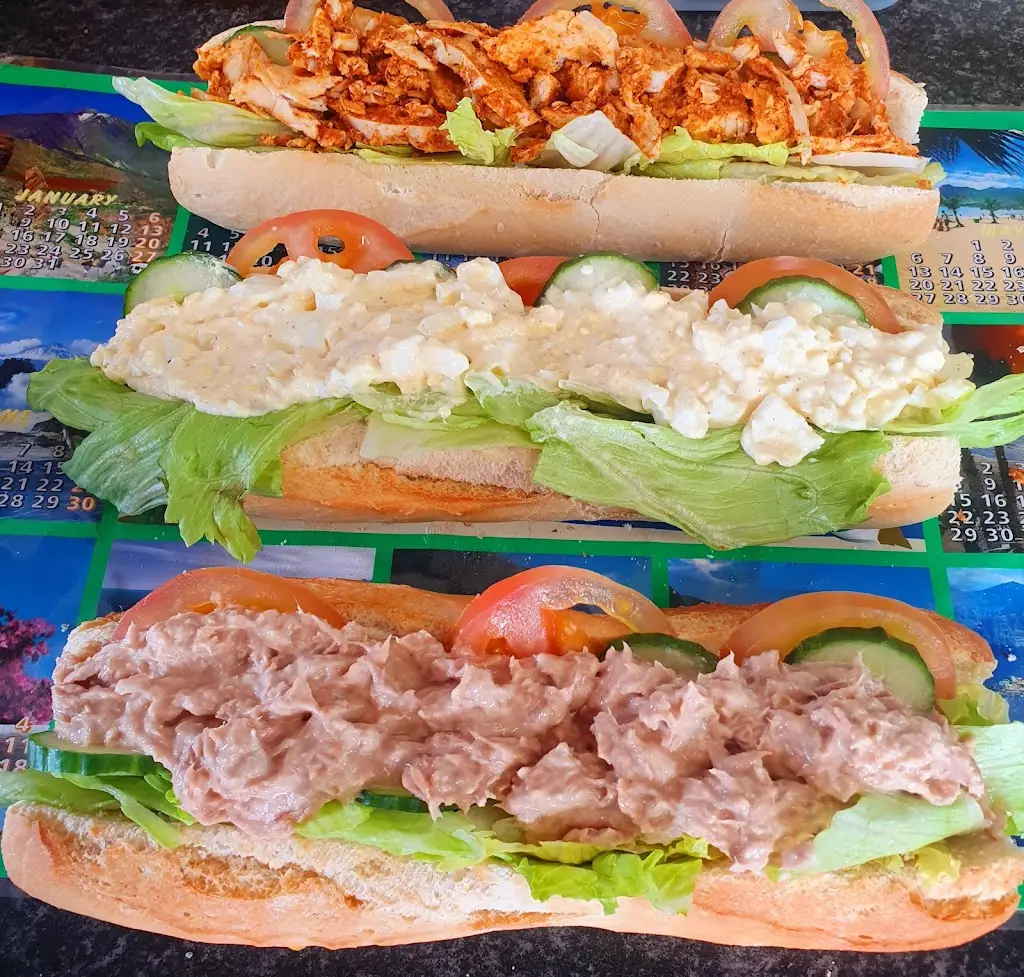 Menu_Linzis Snax_Cross Hills_image_6