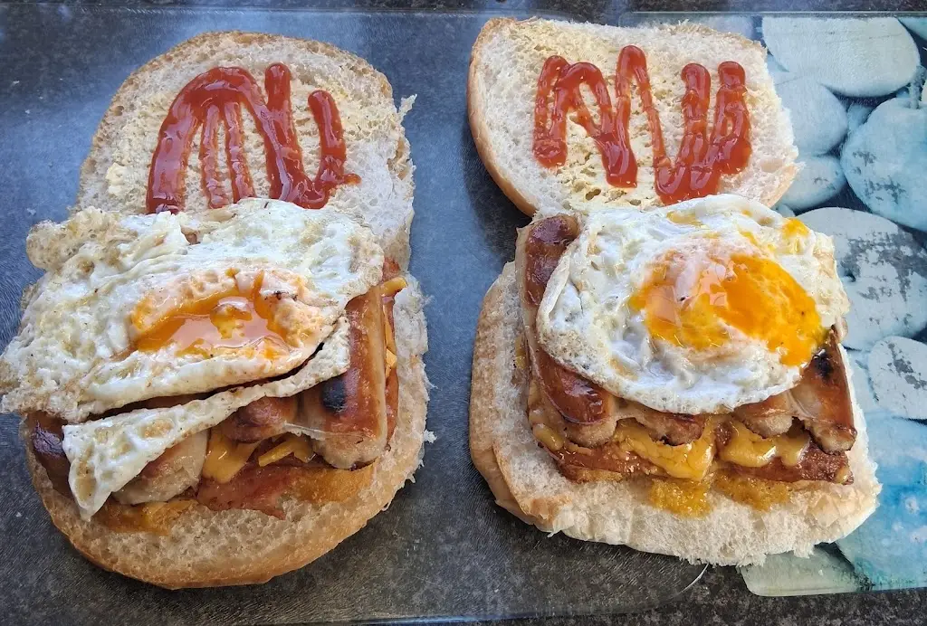 Linzis Snax restaurante en Cross Hills