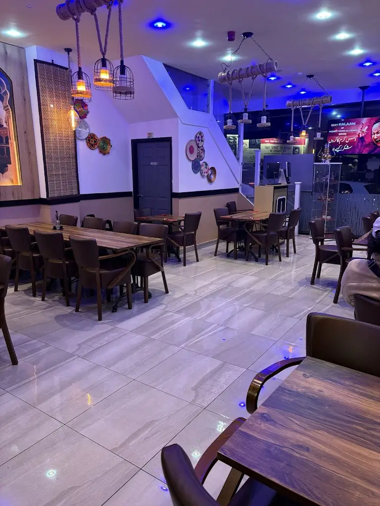 Original Lahori Taste_Crumpsall_slider_image_3