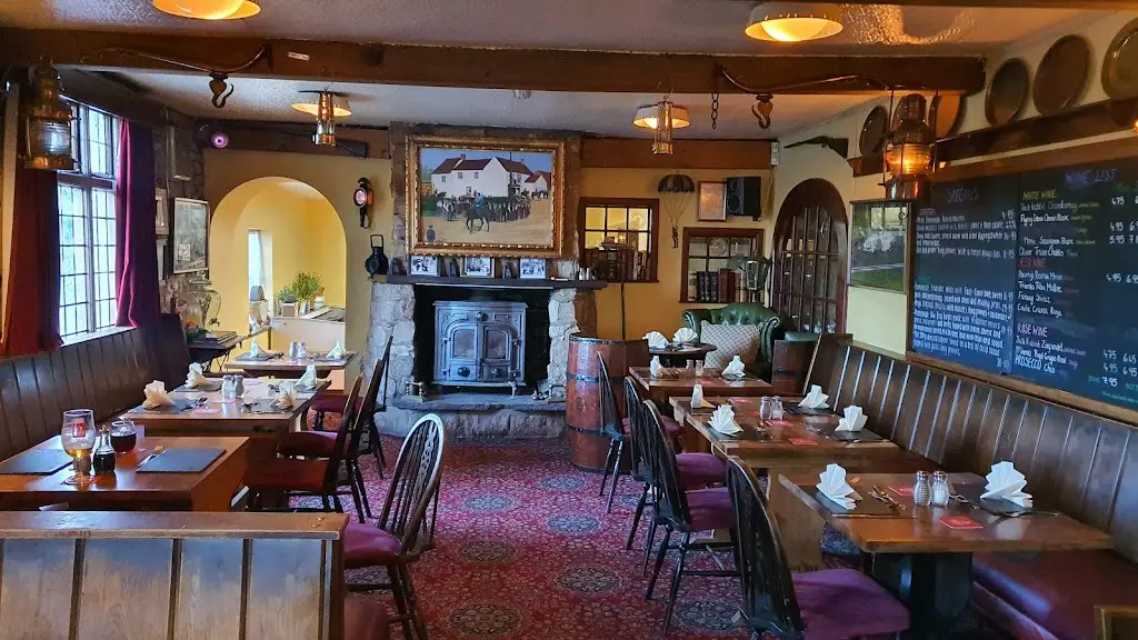 The Black Bull Inn_Crowle_slider_image_1