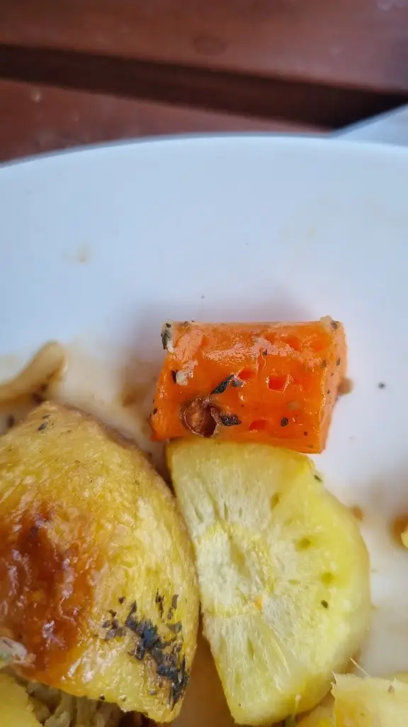 Laura Newbold_The Black Horse_Croston_review