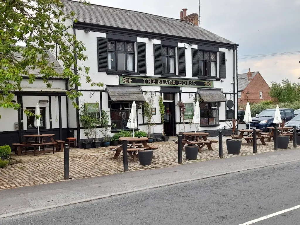 The Black Horse_Croston_slider_image_2