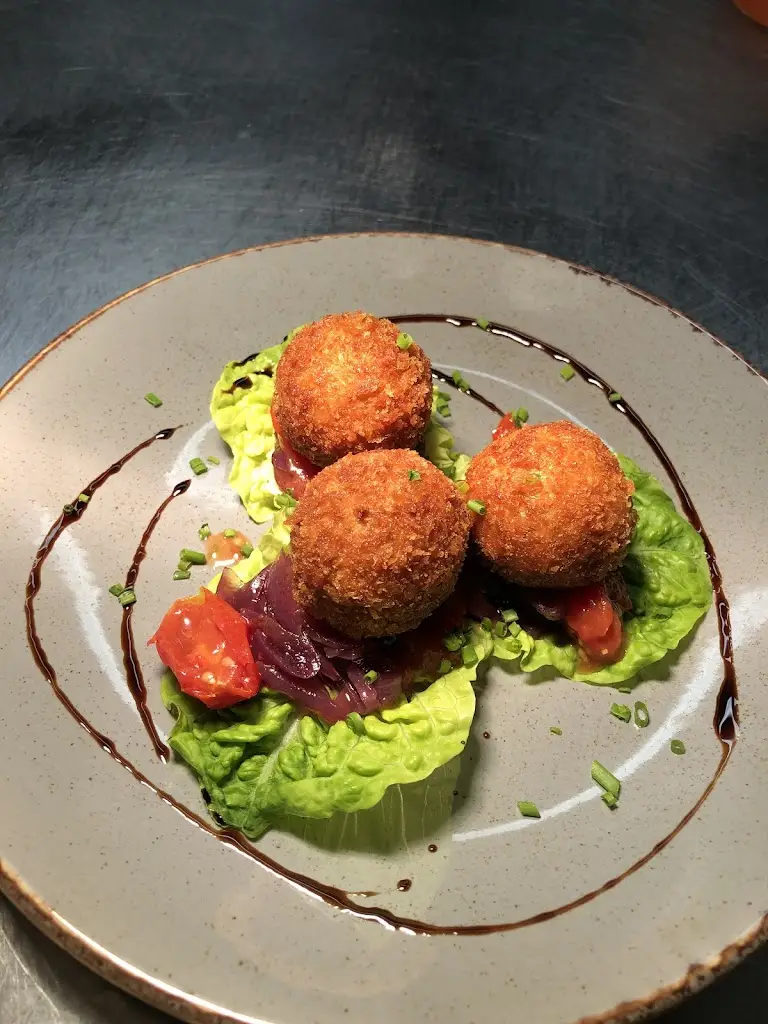 The Rose & Crown_Croston_slider_image_3