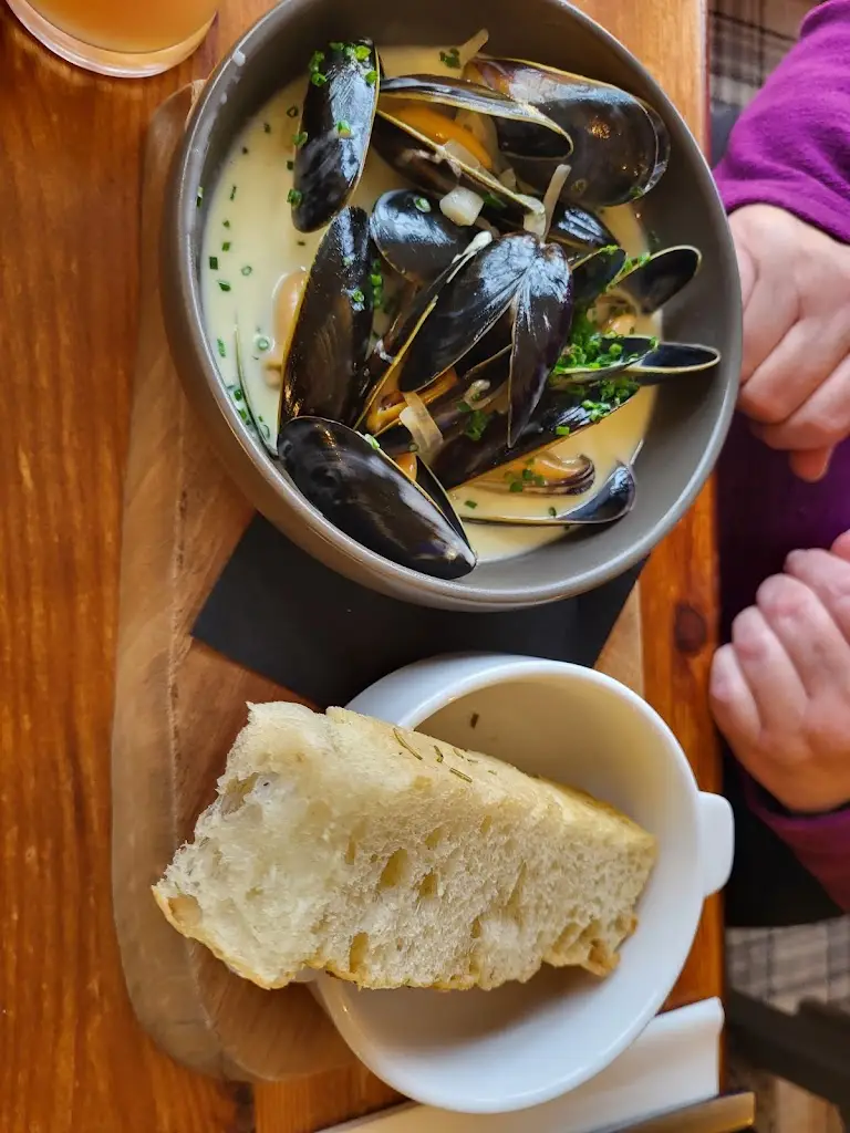 Menu_The Red Lion at Thurgarton_Aslockton_image_9