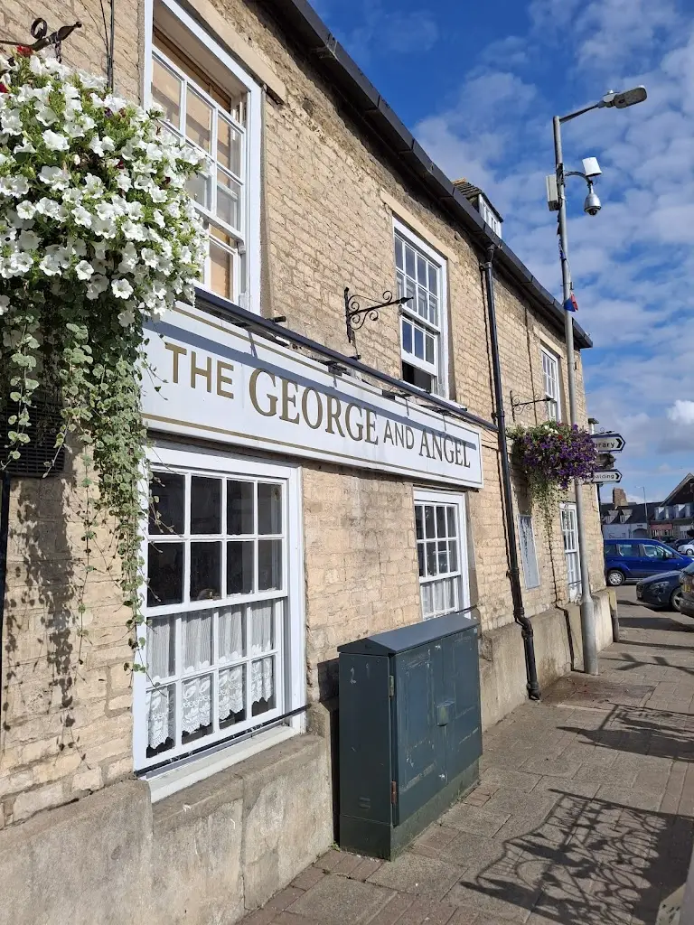 George And Angel_Crowland_slider_image_3