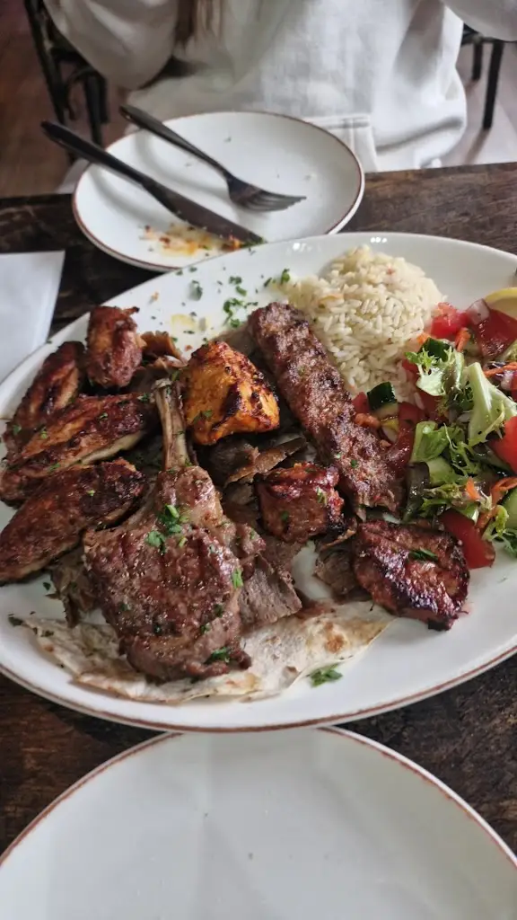 Mithras Turkish Mediterranean Restaurant_Croydon_slider_image_2