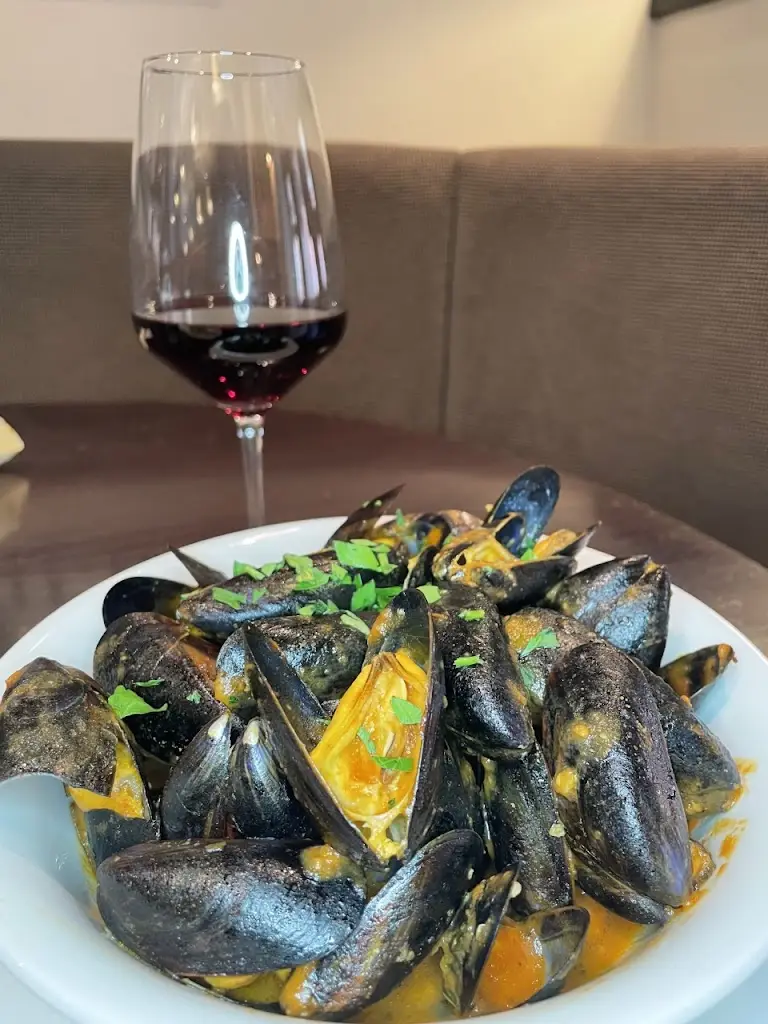 Ponte Nuovo_Croydon_slider_image_3