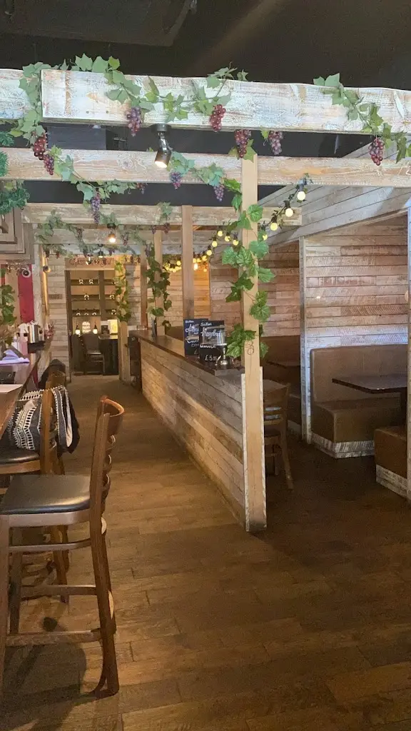 Basil & Grape_Croydon_slider_image_3