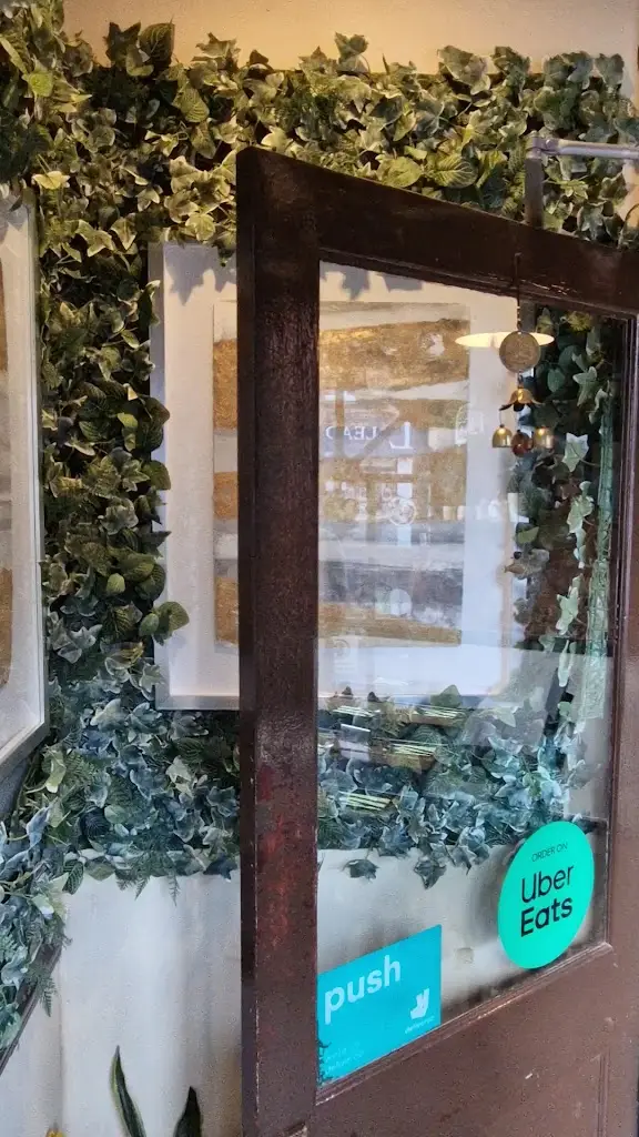 Siam Town_Croydon_slider_image_2