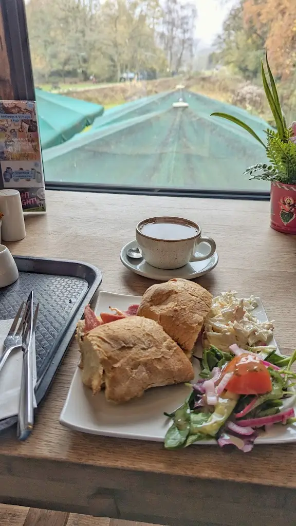 Paul Yeomans_Wheatcroft’s Wharf_Cromford_review