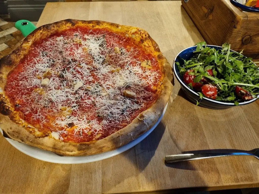 Adam Harmsworth_The Fishpond_Cromford_review