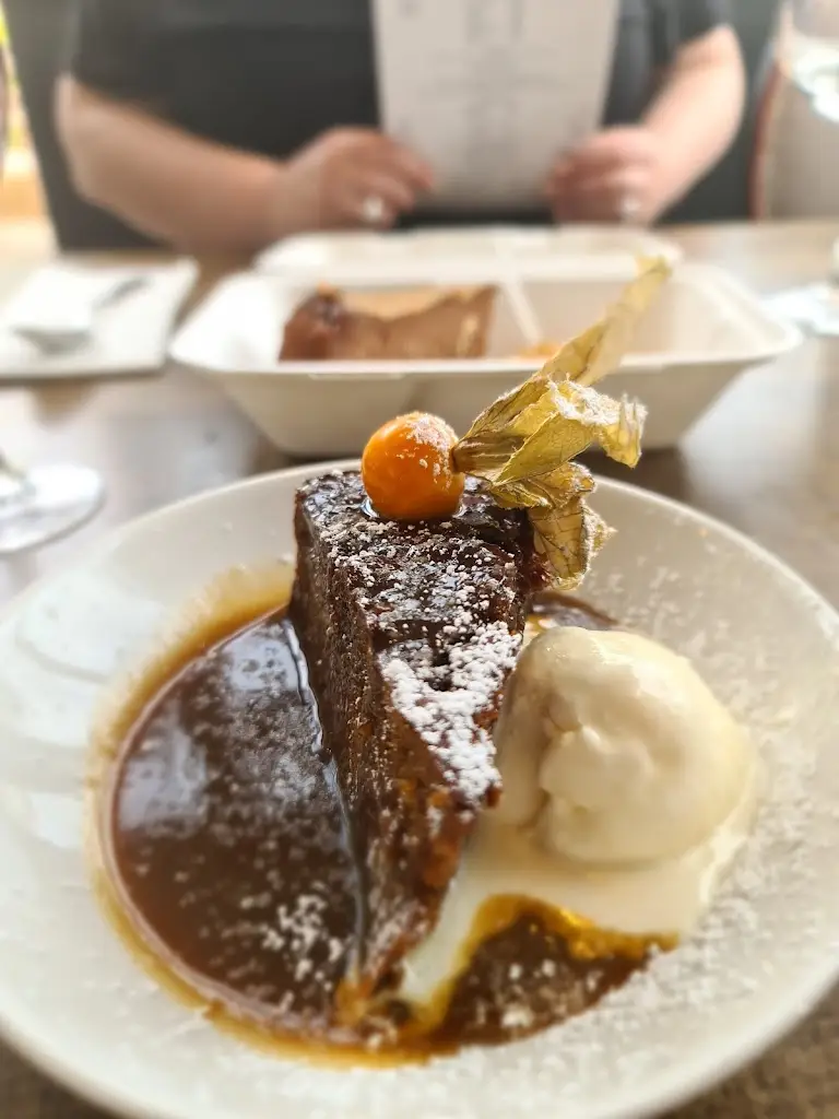 Menu_The Victoria_Addlestone_image_9