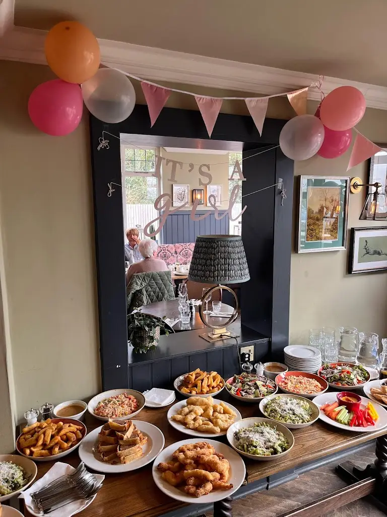 Helen Bui_The Victoria_Addlestone_review