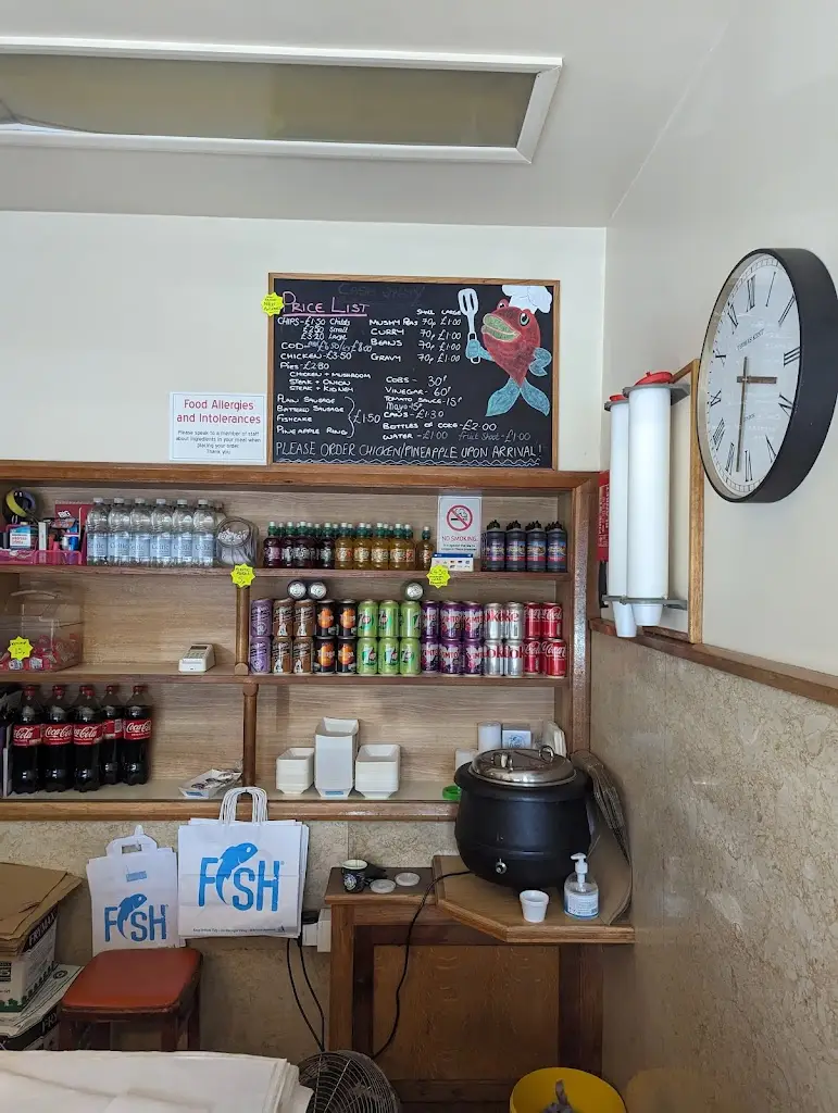 Sammi S_Robinsons Traditional Fish & chips_Cromford_review