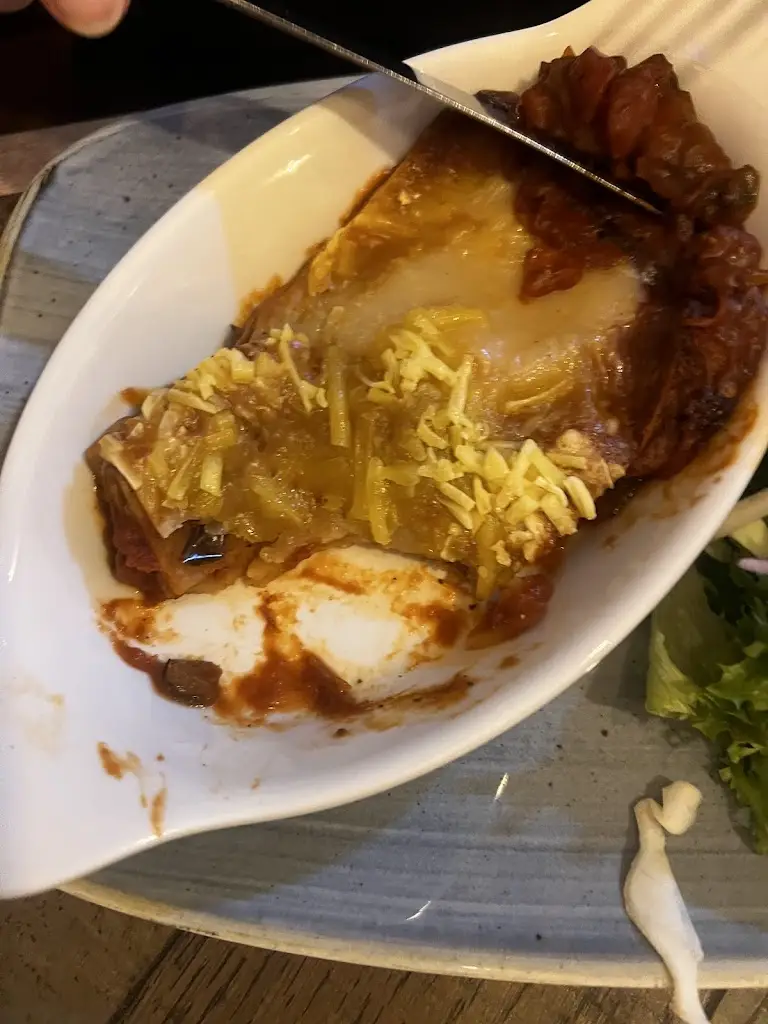 Hannah R_White Barn_Cuddington_recensione