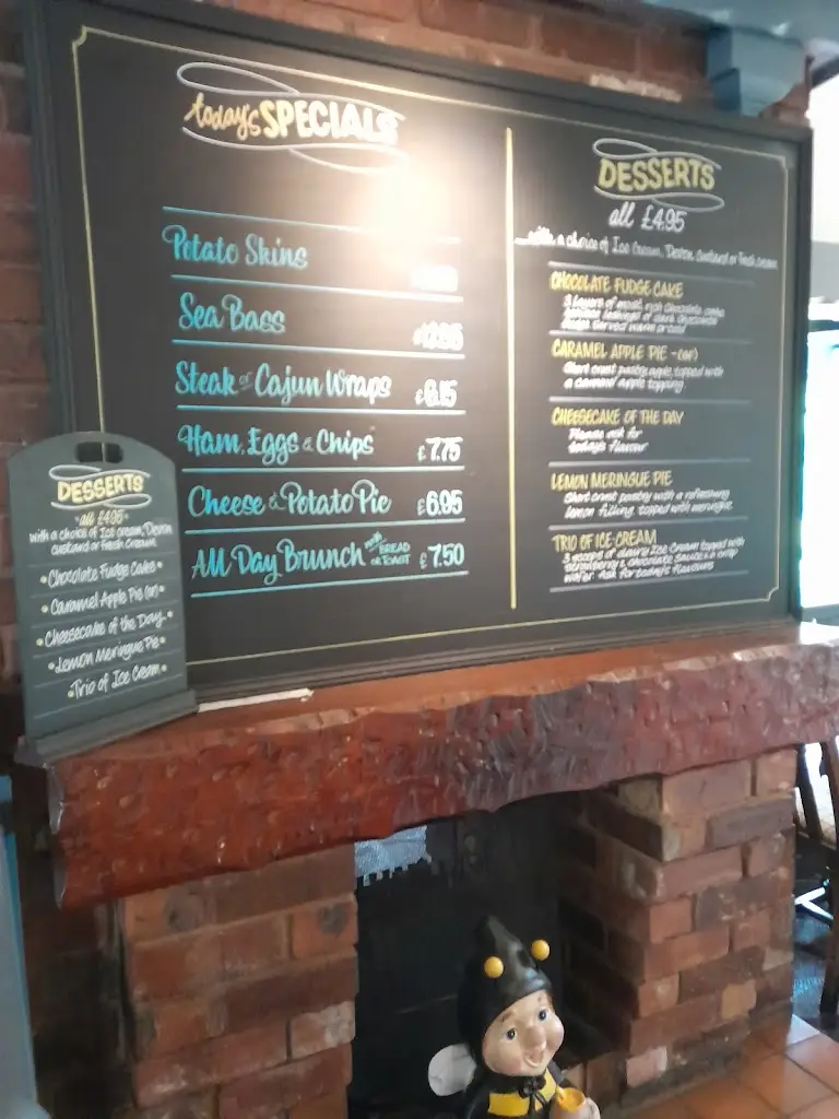 Menü_The Beehive, Curdworth_Curdworth_Bild_1