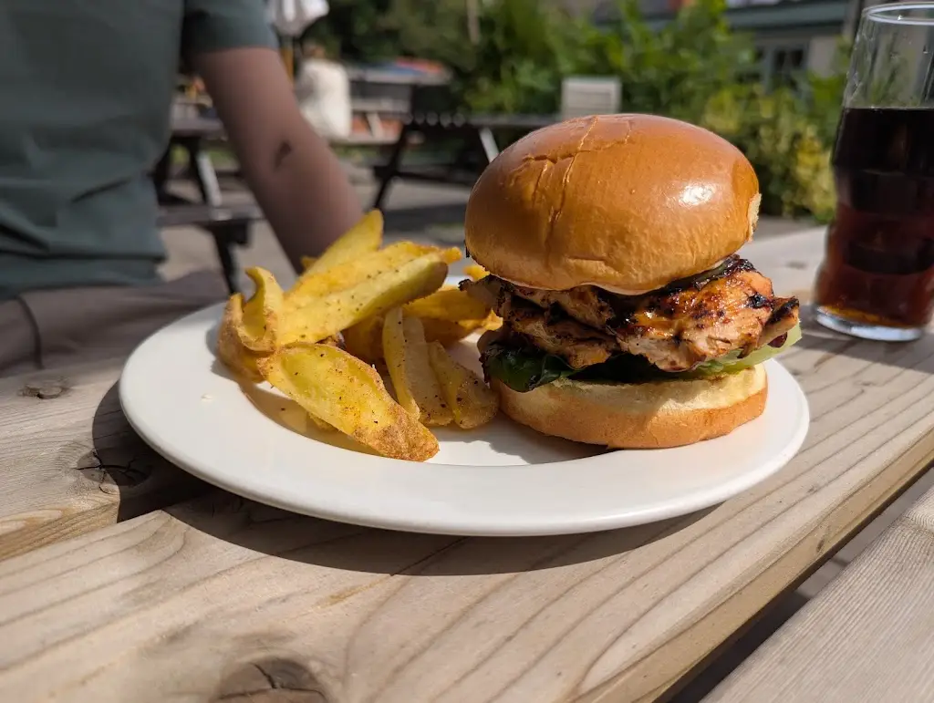 The Beehive, Curdworth_Curdworth_slider_image_2