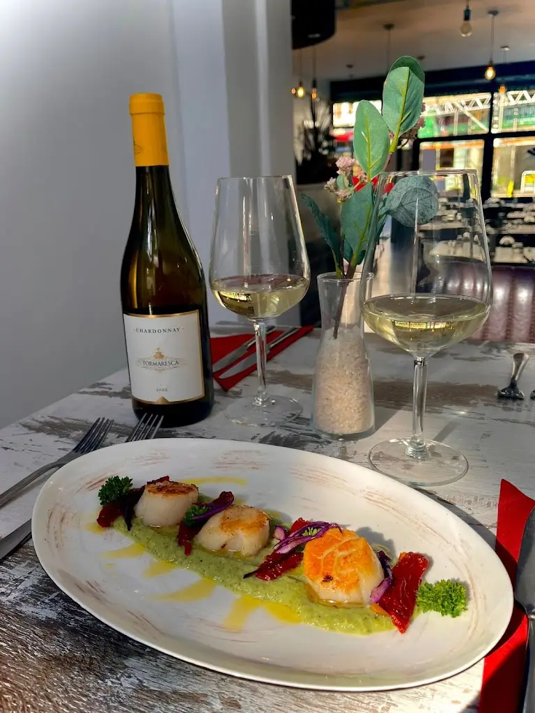 La Torre Restaurant Crouch End_Crouch End_slider_image_3