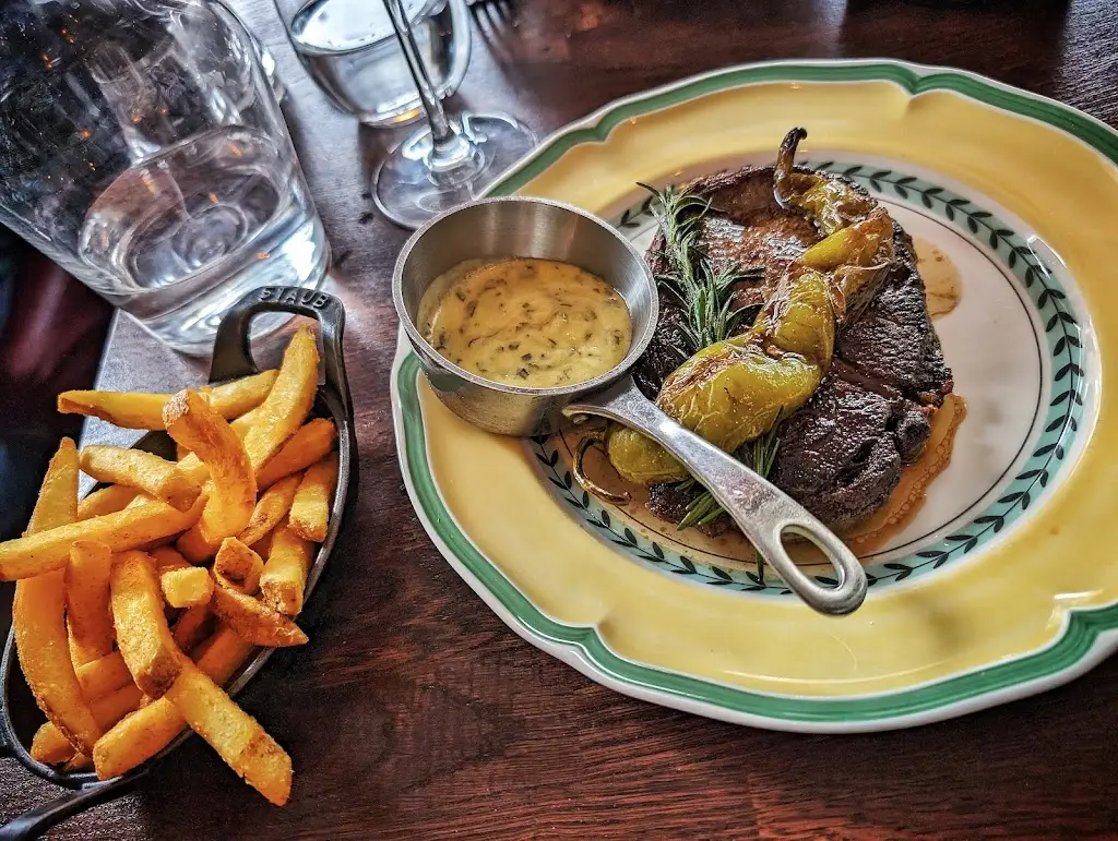 Andrew_Les 2 Garçons_Crouch End_review