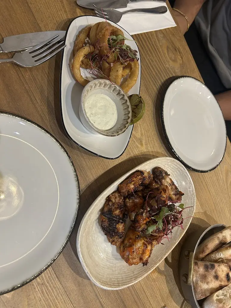 Isabelle Hollis_Cubes_Crouch End_review