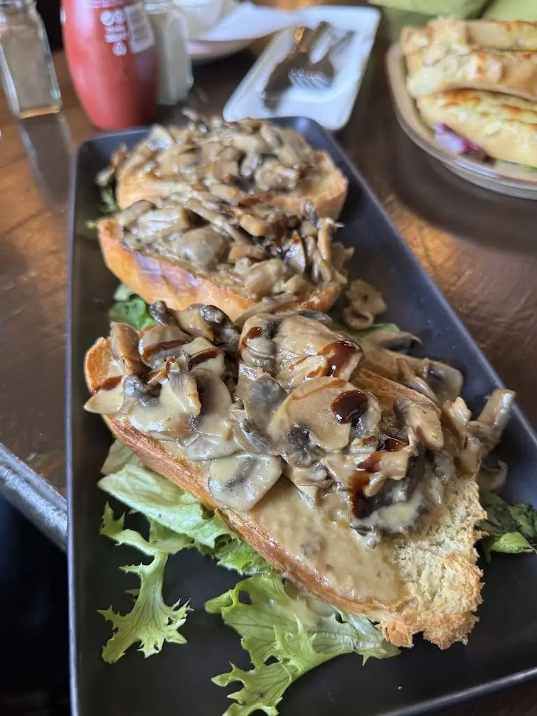 Niccy Lin_The George & Dragon_Ashbourne_review